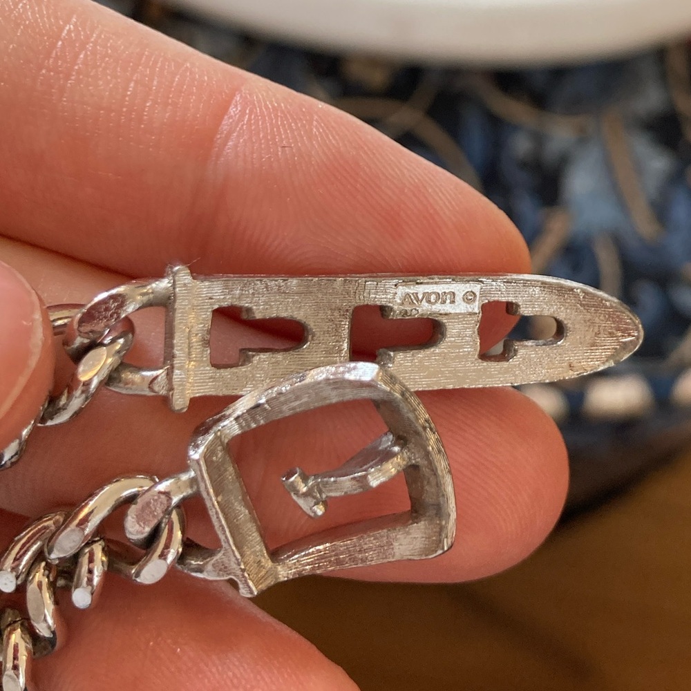 Vintage Avon Belt Buckle Curb Link Bracelet - Picture 3 of 9